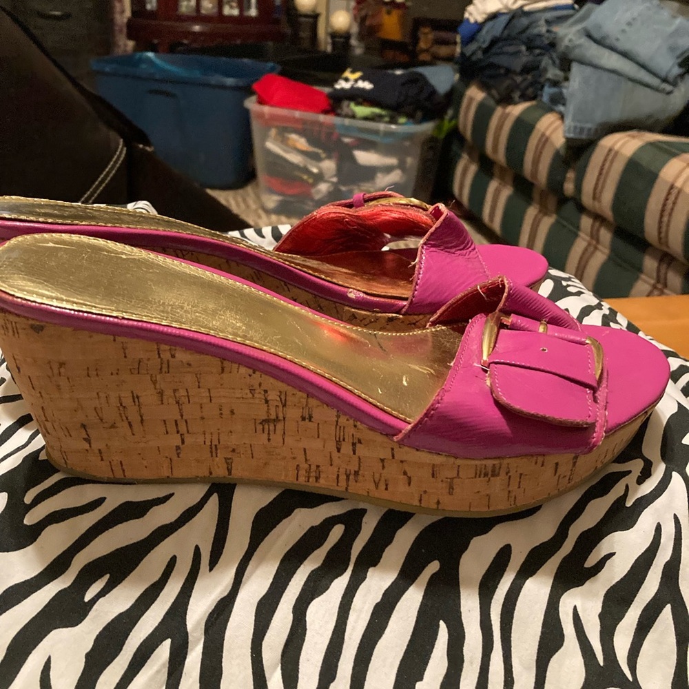 Ladies Size 9 1/2 Rampage Wedge Slides - Picture 6 of 10